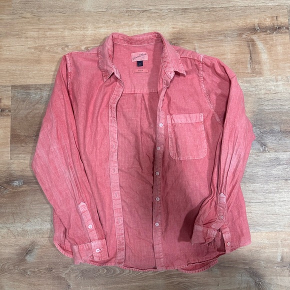 Universal Thread Button Down - Picture 2 of 2